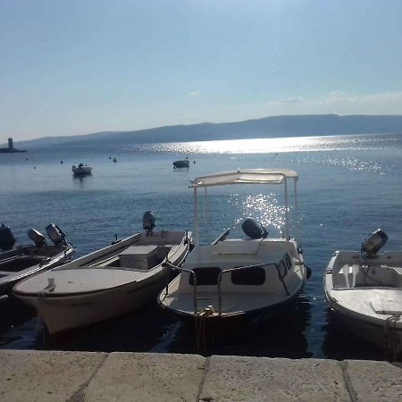 Apartment In Omisalj - Insel Krk 39736 Eksteriør bilde